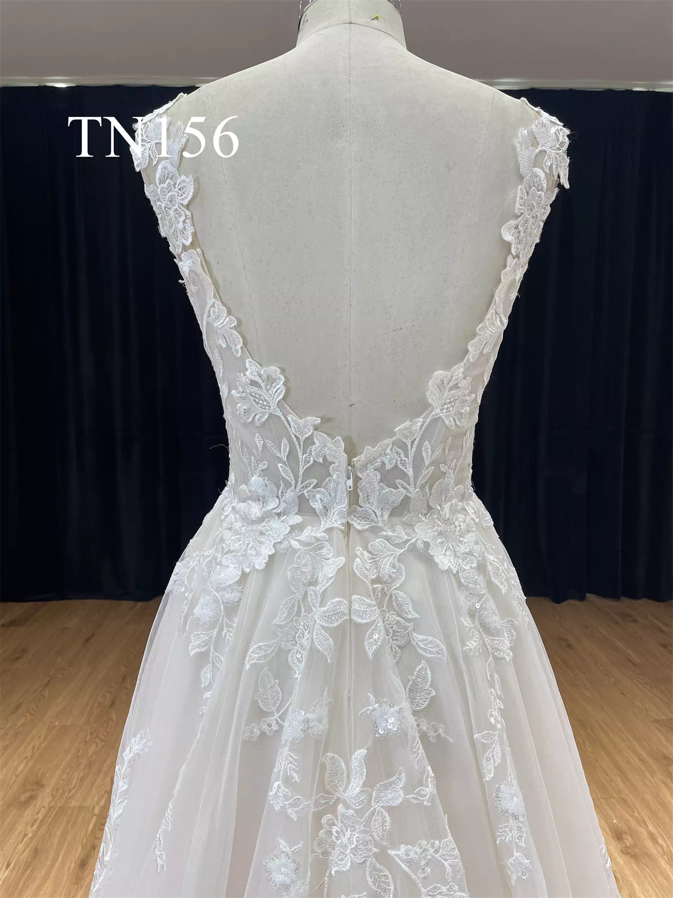 Beautiful Lace Illusion Bodice Open Back A Line Wedding Dress TN156 - Image 4