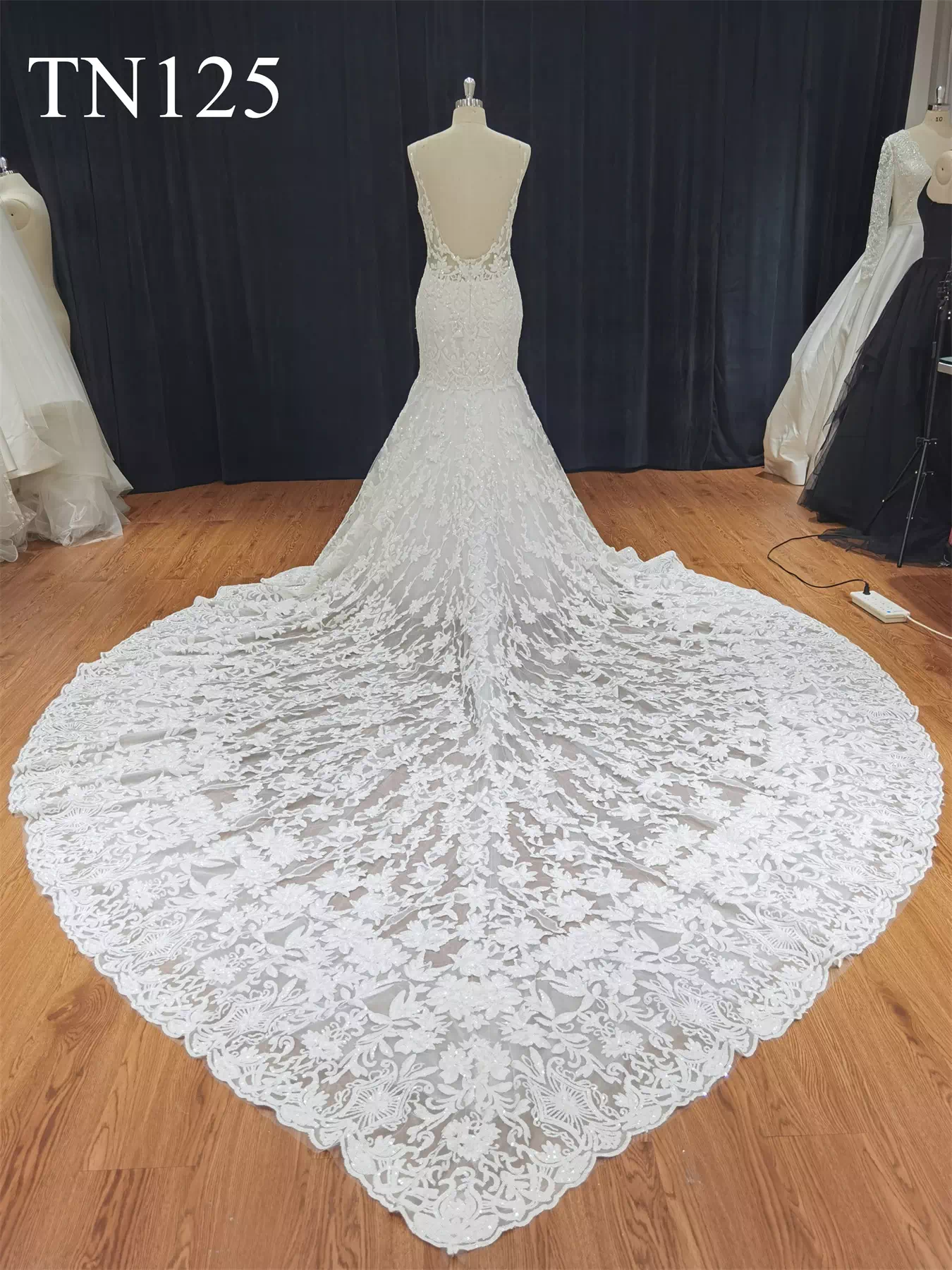 Luxurious Sequin V Neck Low Back Mermaid Wedding Dress TN125 - Image 4