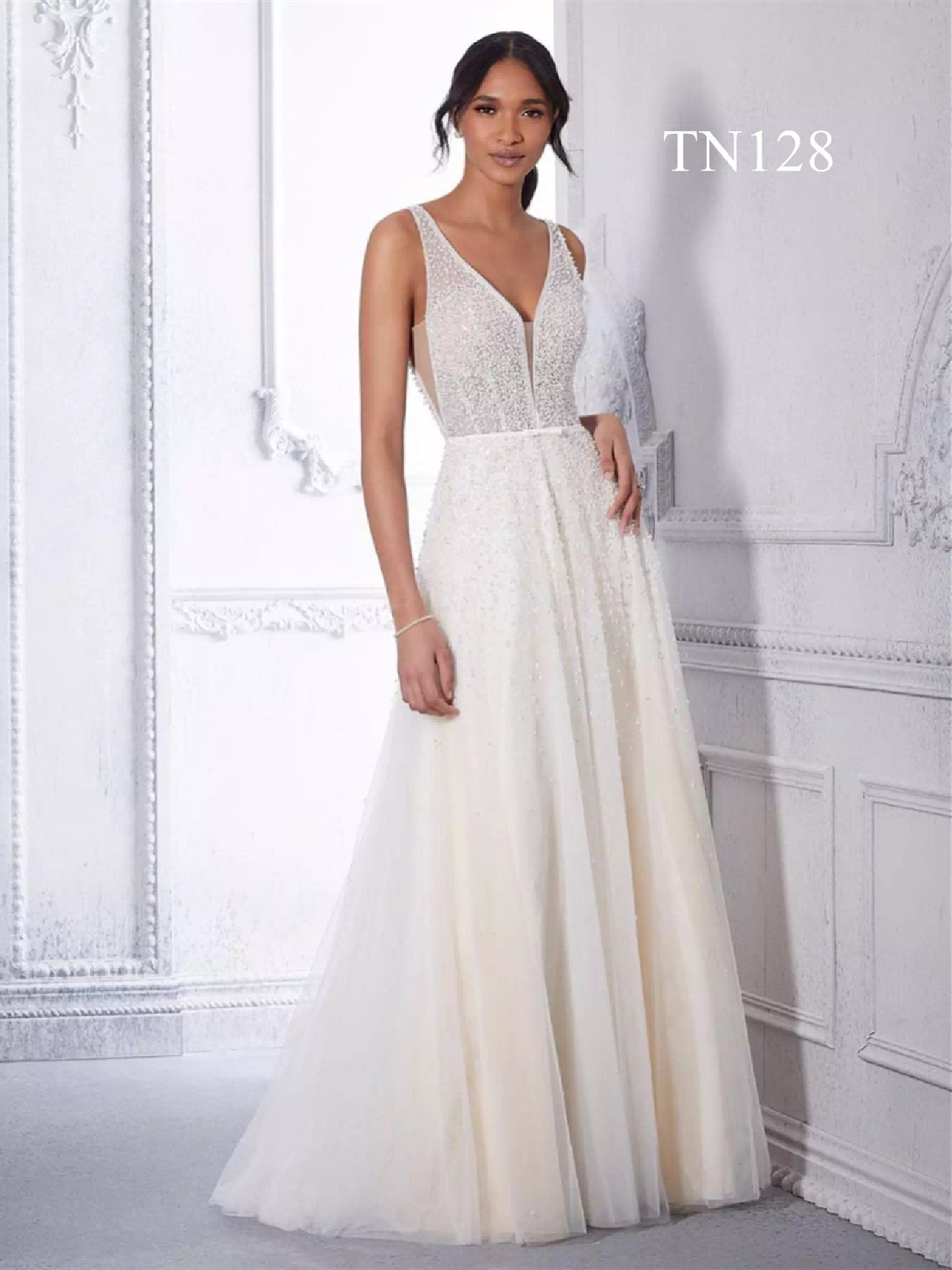 Sparkling Lace with Beads and Sequins Wedding dress TN128