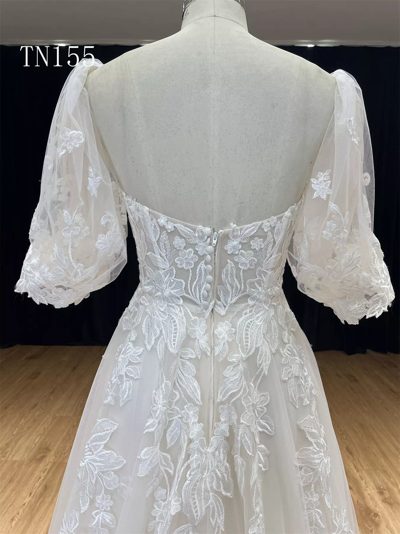 Detachable Puffy Sleeve Big Flora Lace Sweetheart Neckline Dress TN155 - Image 6