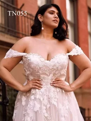 Off Shoulder Half Backless and Sweetheart Neck A Line Wedding Dress TN055