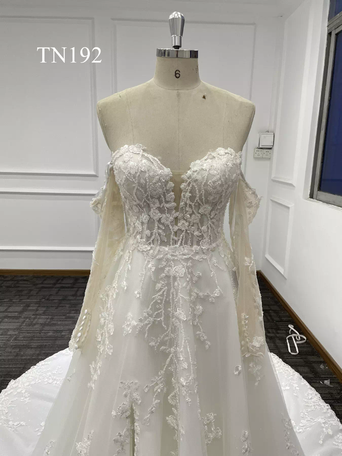 Luxurious Beading Lace Long Sleeve A Line Dress TN192 - Image 3